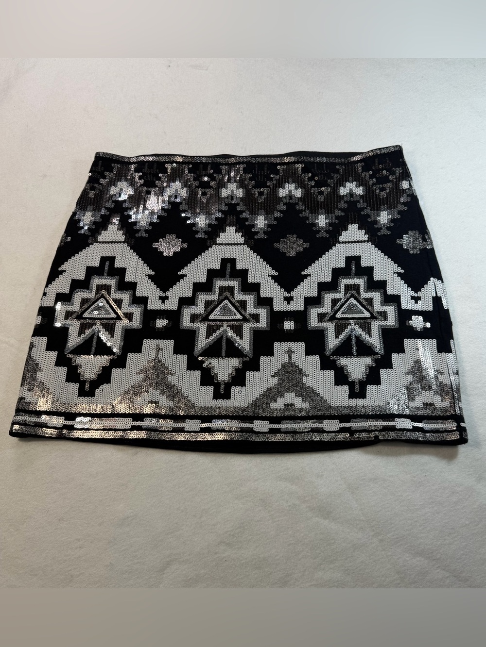 Express Y2K Black Silver Geometric Sequin Mini Skirt Size M